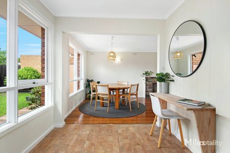 Property photo of 30 Bunker Avenue Kingsbury VIC 3083