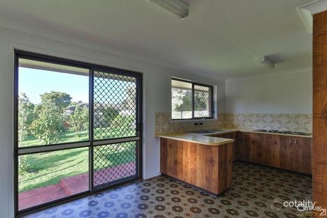 Property photo of 33 Hibiscus Drive Centenary Heights QLD 4350