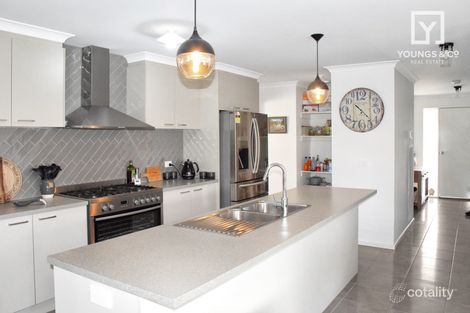 Property photo of 9 Daylesford Crescent Kialla VIC 3631