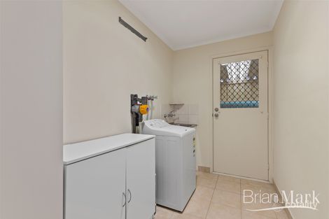 Property photo of 27 Pelham Crescent Wyndham Vale VIC 3024