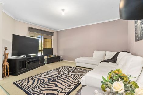 Property photo of 14 Captain Cook Close Skye VIC 3977