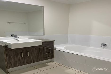 Property photo of 1/14 Somerset Drive Andergrove QLD 4740