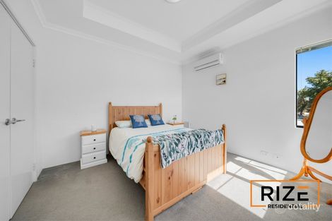 Property photo of 2 Albana Grove Pearsall WA 6065