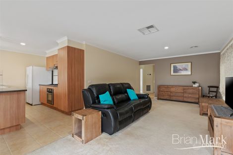 Property photo of 27 Pelham Crescent Wyndham Vale VIC 3024