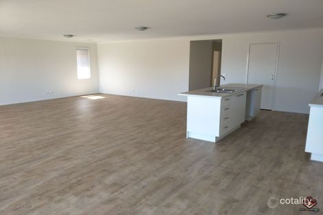 Property photo of 113 Beachview Parade Point Cook VIC 3030