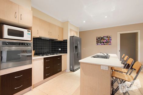 Property photo of 17 Shearwater Drive Pakenham VIC 3810