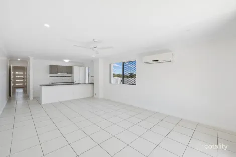 Property photo of 6 Hoffmann Way Bundamba QLD 4304