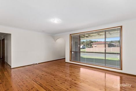 Property photo of 2 Shell Place Dapto NSW 2530
