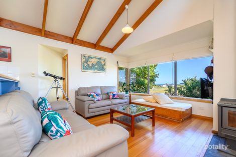 Property photo of 45 Sail Street Cape Paterson VIC 3995