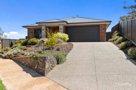 Property photo of 19 Pinnacle Court Bacchus Marsh VIC 3340