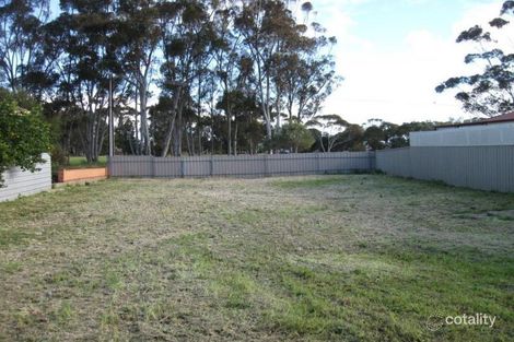 13 Gardiner Tce, Maitland, SA 5573