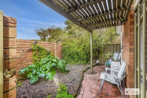 Property photo of 1/5 Cook Place West Wodonga VIC 3690