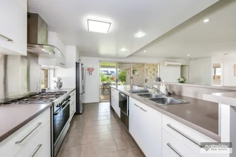Property photo of 12 Studholme Kalkie QLD 4670