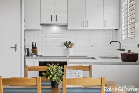 Property photo of 10/34 Mowatt Street Queanbeyan East NSW 2620