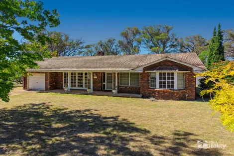 16 Hoys Rd, Armidale, NSW 2350