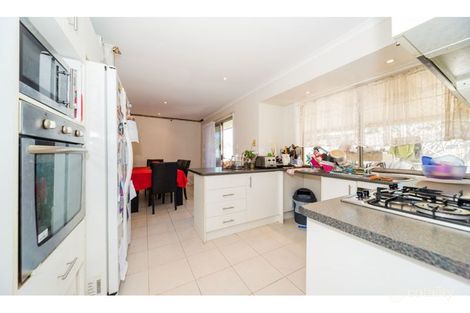 Property photo of 1 Adaminaby Drive Helensvale QLD 4212