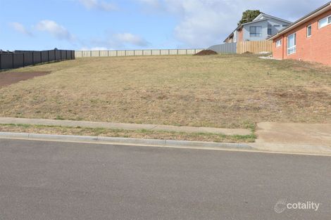 24 Hales St, Penguin, TAS 7316