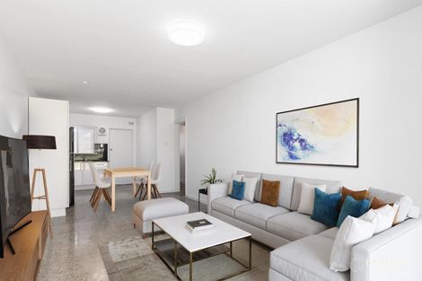 9/4 Minchinson St, Shoalwater, WA 6169