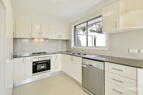 Property photo of 1/5 Carinya Road Girraween NSW 2145