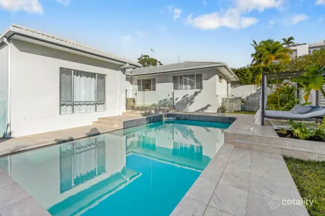 5 Ellen St, Southport, QLD 4215