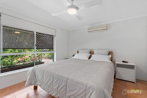 Property photo of 27 William Street Urangan QLD 4655