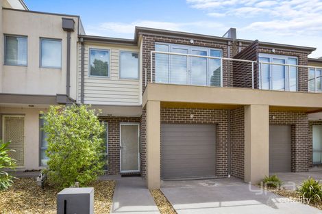 Property photo of 70 Rippleside Terrace Tarneit VIC 3029
