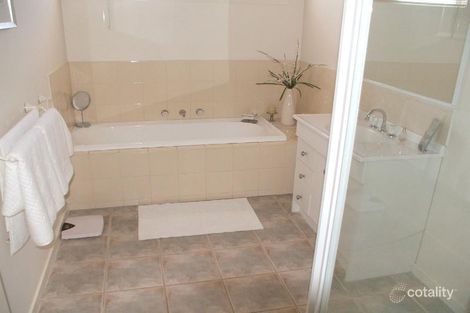 Property photo of 2/12 Zurzolo Terrace Epping VIC 3076