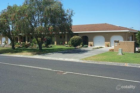 Property photo of 1/16-18 Balemo Drive Ocean Shores NSW 2483