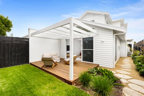 Property photo of 18B James Avenue Aspendale VIC 3195