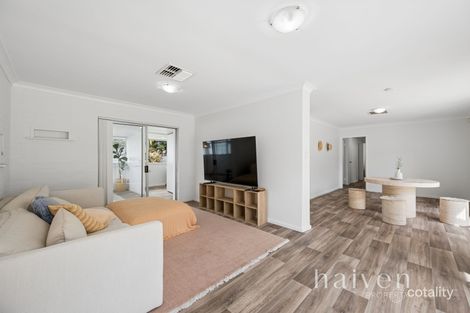 Property photo of 16 Cressida Way Camillo WA 6111