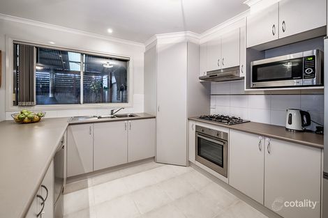 Property photo of 23 Tulip Grove Cranbourne VIC 3977