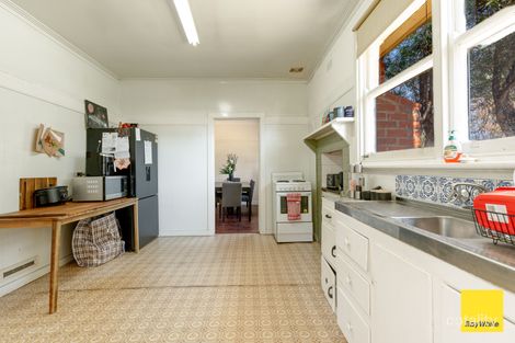 Property photo of 28 Carpenter Street Kangaroo Flat VIC 3555