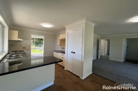 Property photo of 48 Sundew Circuit Orange NSW 2800