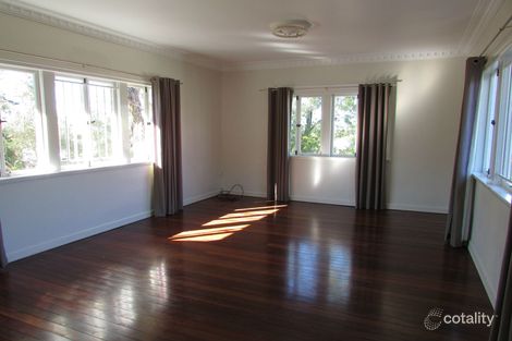 Property photo of 11 Seventeen Mile Rocks Road Oxley QLD 4075