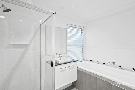 Property photo of 11 Fox Valley Way Lennox Head NSW 2478