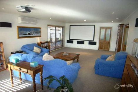 Property photo of 5 Roya Court Mount Martha VIC 3934