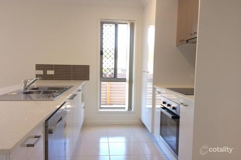 Property photo of 30 Allerton Park Drive Park Ridge QLD 4125