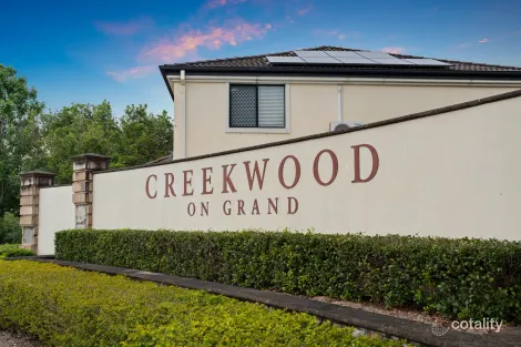 Property photo of 4 Burnside Place Forest Lake QLD 4078