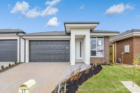 Property photo of 17 Abundance Circuit Clyde VIC 3978