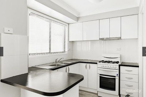 Property photo of 36 Kirsty Crescent Hassall Grove NSW 2761