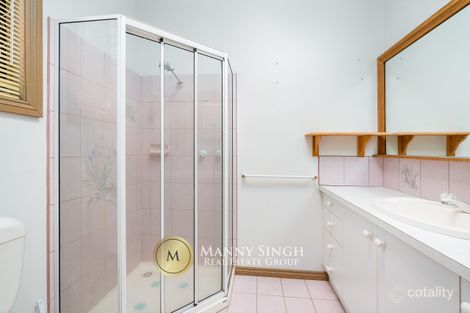 Property photo of 132 Lawless Drive Cranbourne North VIC 3977