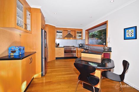 Property photo of 46 Swayfield Road Mount Waverley VIC 3149