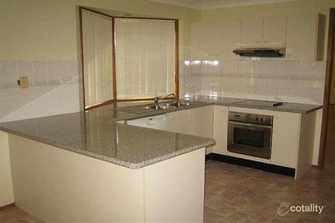 Property photo of 50 Lyndhurst Court Wattle Grove NSW 2173