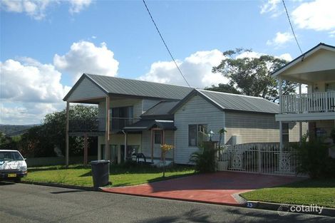 Property photo of 15 Chippindall Street Speers Point NSW 2284