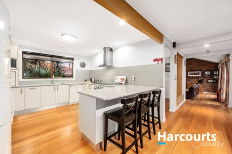 Property photo of 62 Amersham Drive Wantirna VIC 3152