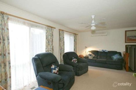 Property photo of 14 Alpine Way Kilsyth VIC 3137