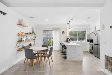 Property photo of 4/403 Centre Road Berwick VIC 3806