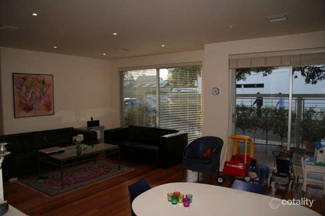 Property photo of 24A Yarra Grove Hawthorn VIC 3122