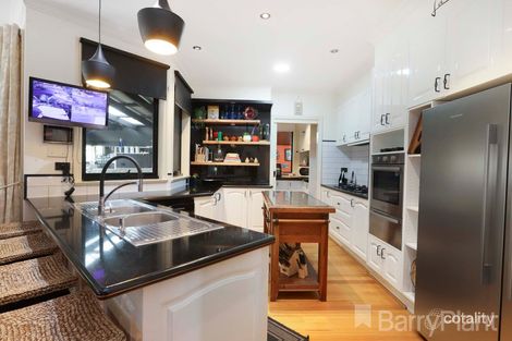 Property photo of 4 Blacksmith Drive Attwood VIC 3049