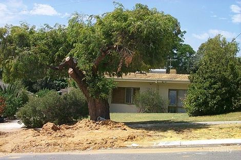 9 Dean St, Karrinyup, WA 6018